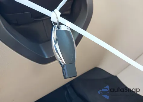 2019 Mercedes-Benz Gls 450 4Matic z USA, uszkodzony, nr VIN 4JGDF6EE2KB237311